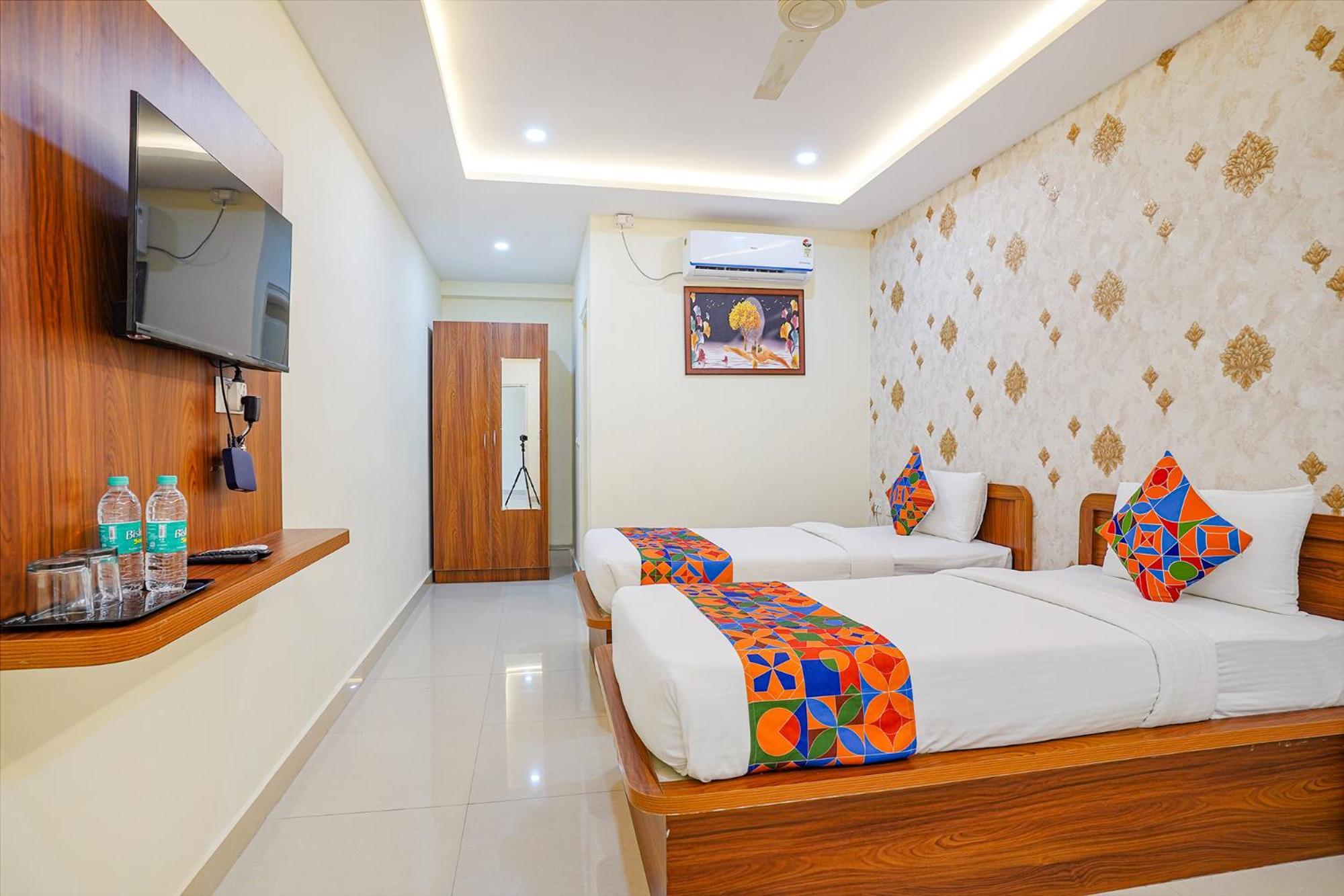 Fabhotel Partha Residency - Nr Iskcon Kr Puram バンガロール エクステリア 写真