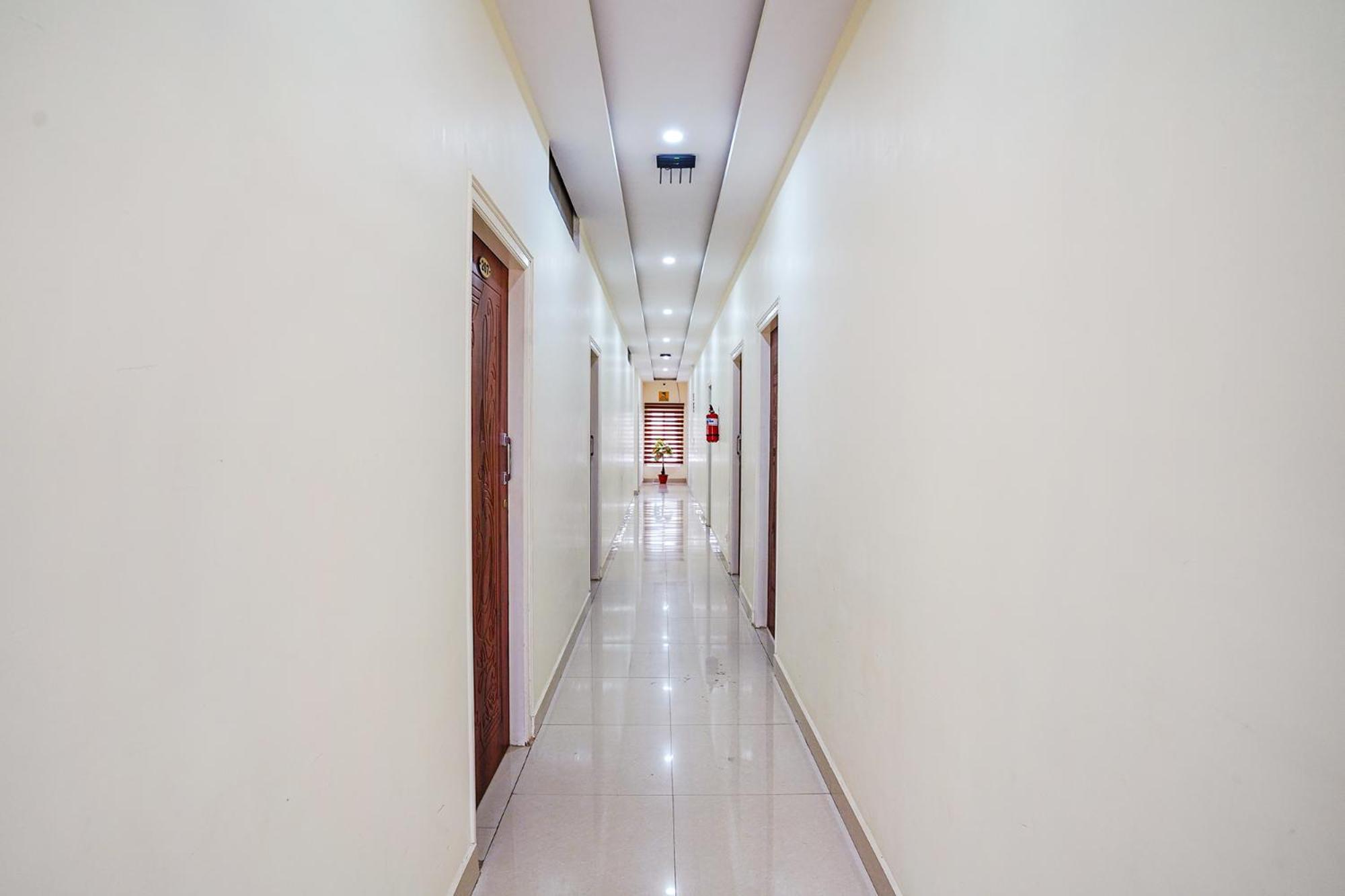 Fabhotel Partha Residency - Nr Iskcon Kr Puram バンガロール エクステリア 写真