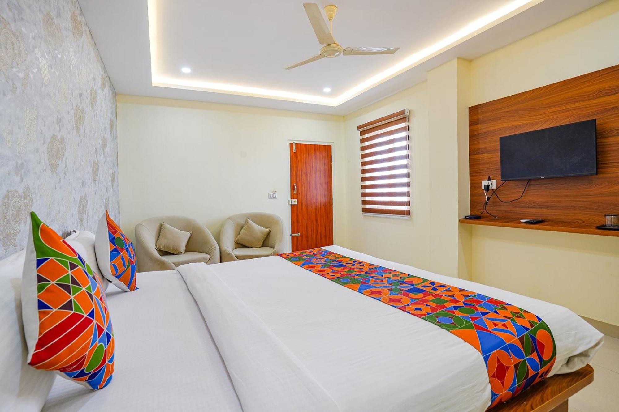 Fabhotel Partha Residency - Nr Iskcon Kr Puram バンガロール エクステリア 写真