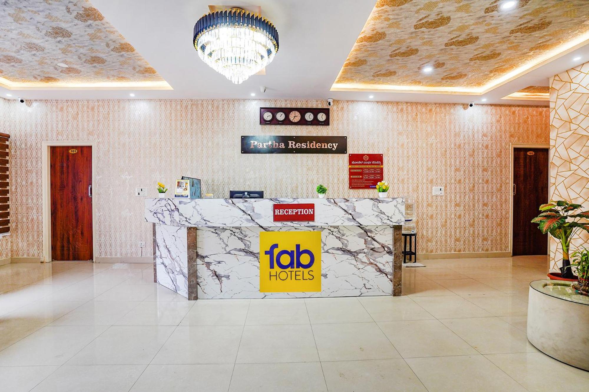 Fabhotel Partha Residency - Nr Iskcon Kr Puram バンガロール エクステリア 写真