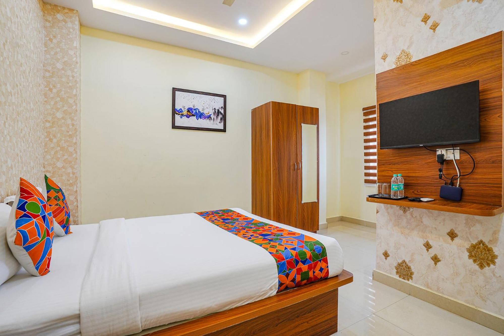 Fabhotel Partha Residency - Nr Iskcon Kr Puram バンガロール エクステリア 写真