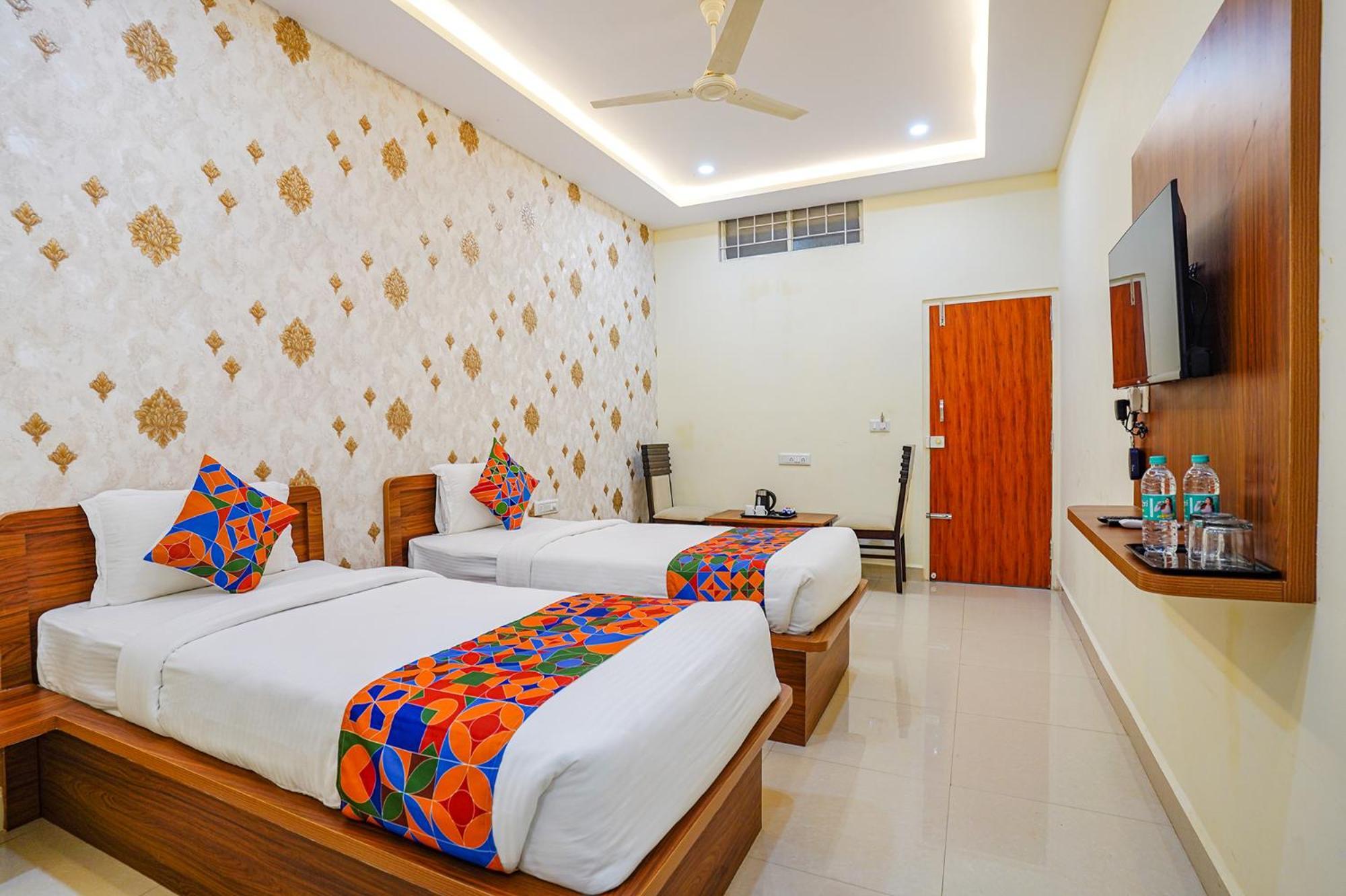 Fabhotel Partha Residency - Nr Iskcon Kr Puram バンガロール エクステリア 写真
