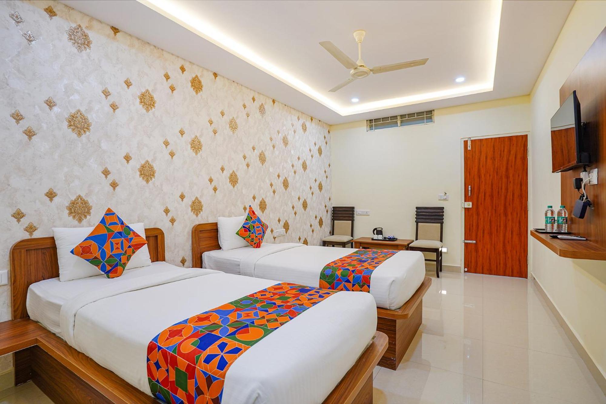 Fabhotel Partha Residency - Nr Iskcon Kr Puram バンガロール エクステリア 写真