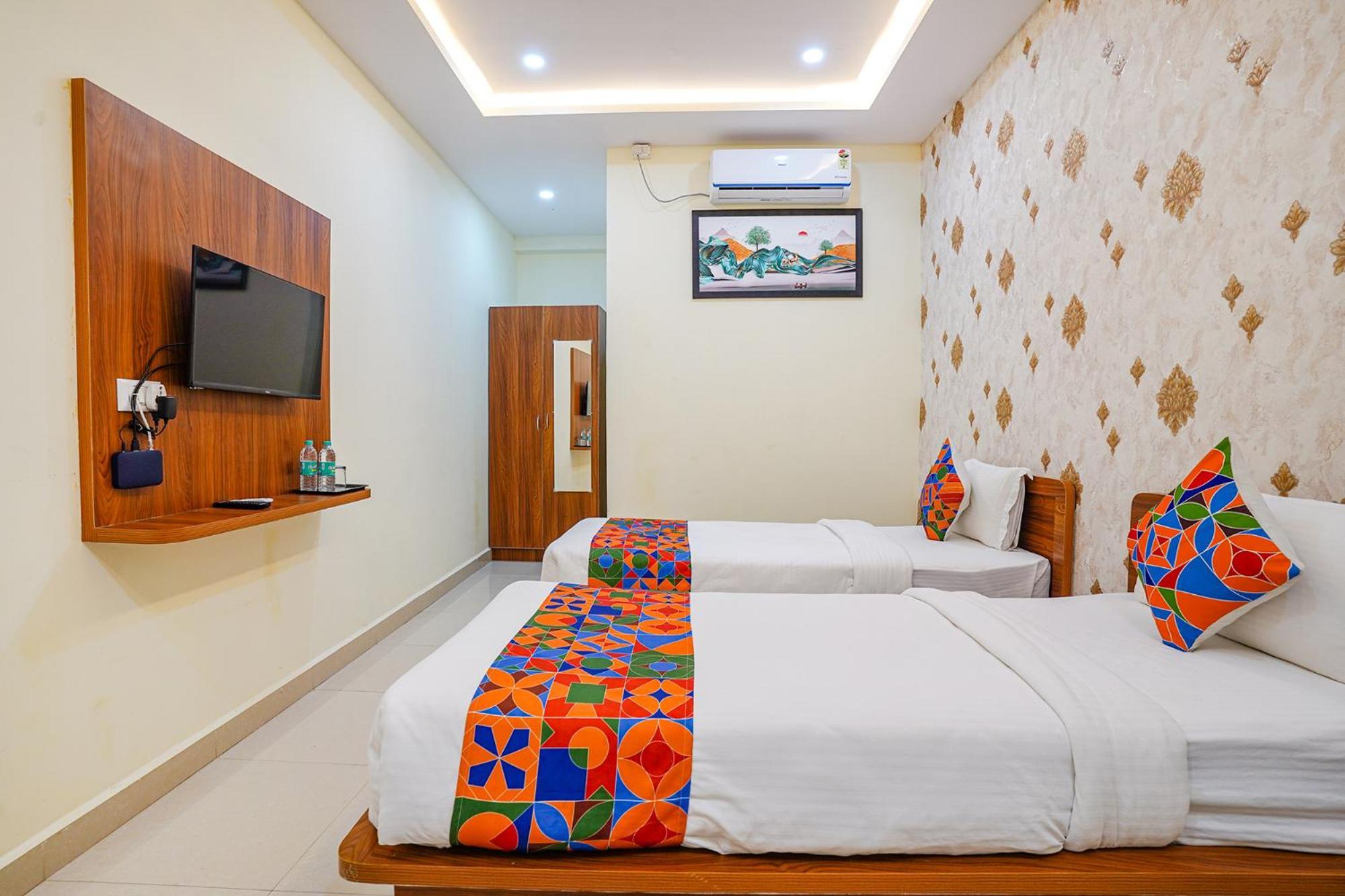 Fabhotel Partha Residency - Nr Iskcon Kr Puram バンガロール エクステリア 写真